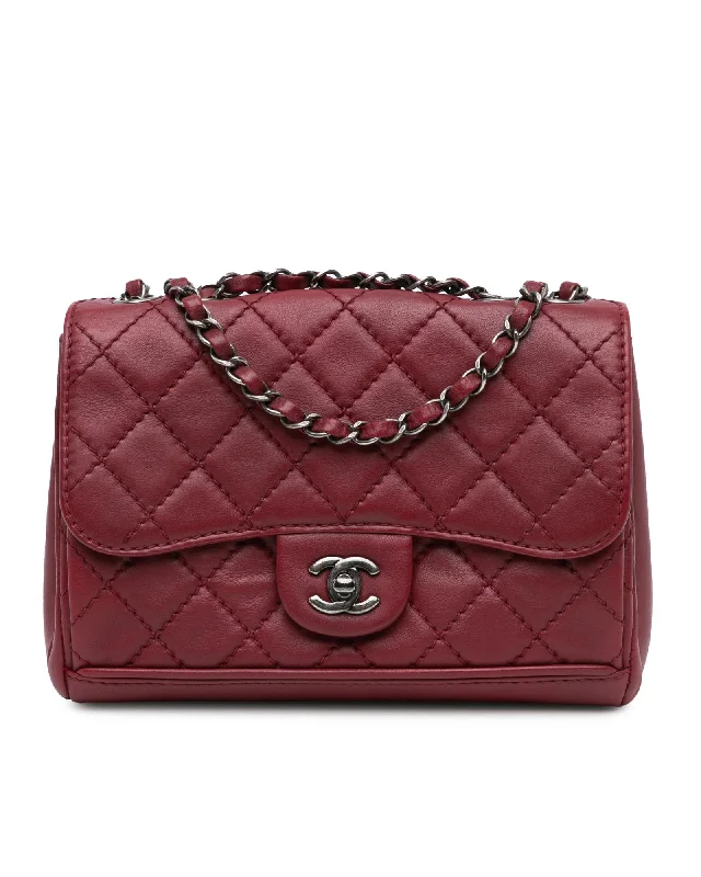 Quilted Lambskin Single Flap Shoulder Bag with Chain Straps and CC Turn Lock Closure