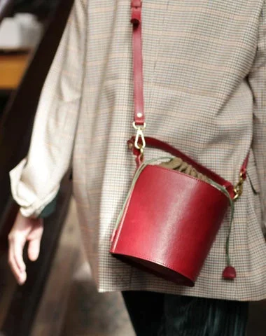 Fashion Womens Small Structured Red Leather Bucket Handbag Shoulder Bag Leather Drawstring Bucket Crossbody Bag